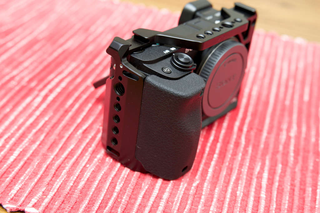 Sony Alpha a6300 Mirrorless Digital Camera (Body Only, Black) + Extras