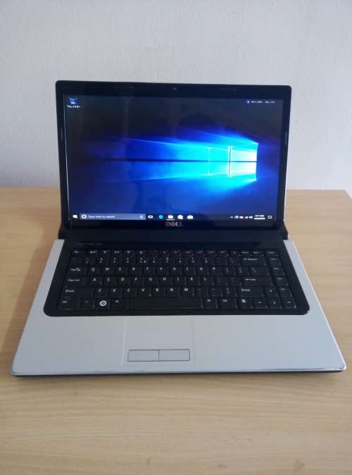 Dell i5 Studio 1558 Laptop @ R3550