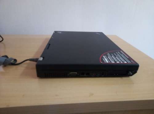 Lenovo Thinkpad R61 Laptop & Charger @ R1990