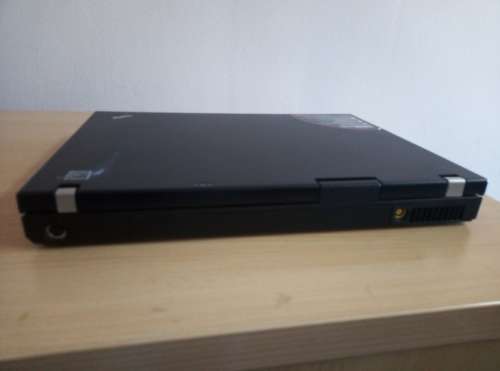 Lenovo Thinkpad R61 Laptop & Charger @ R1990