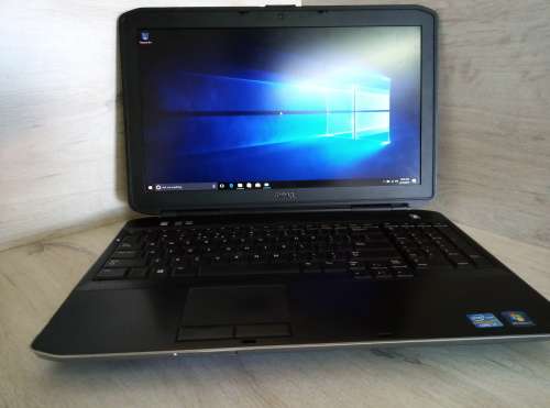 Dell Latitude i7 Laptop E5530 & Charger @ R5250