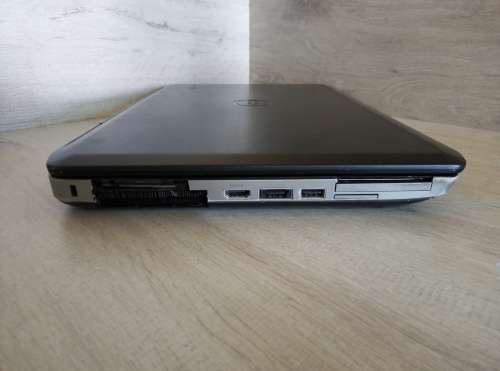 Dell Latitude i7 Laptop E5530 & Charger @ R5250