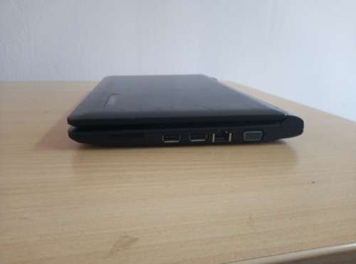 Gigabyte Q2006 Notebook & Charger @ R1990