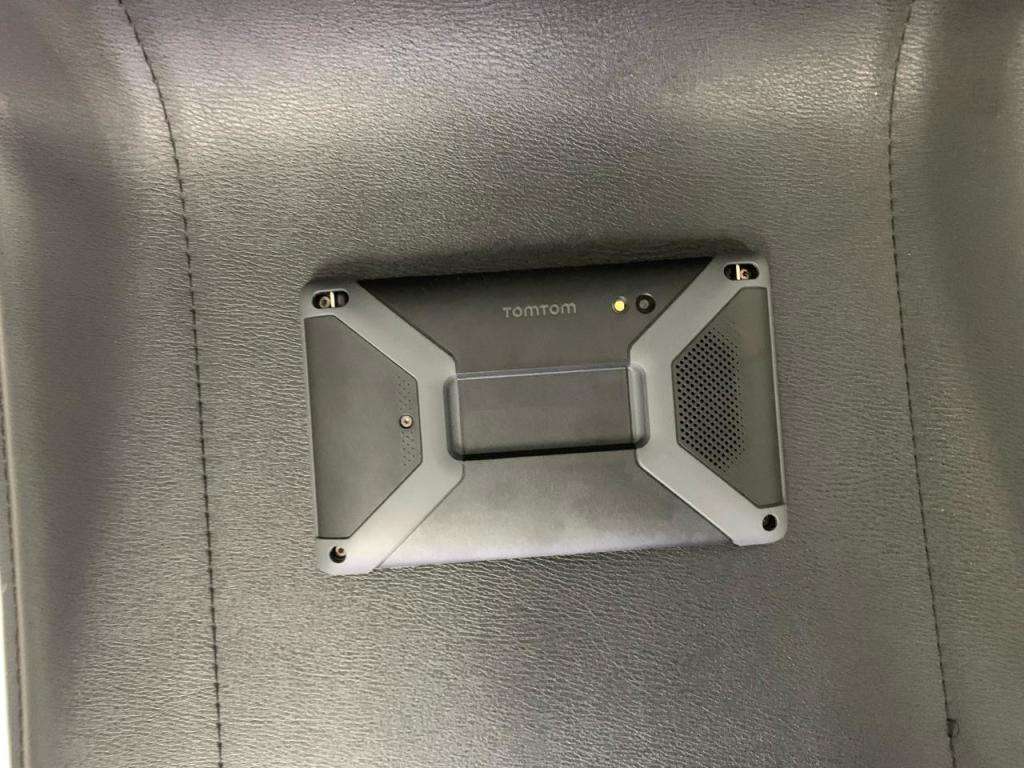 Tomtom  navigator  Bridge WITH SIM OPTION (SOUTH AFRICAN MAP PRELOADED)