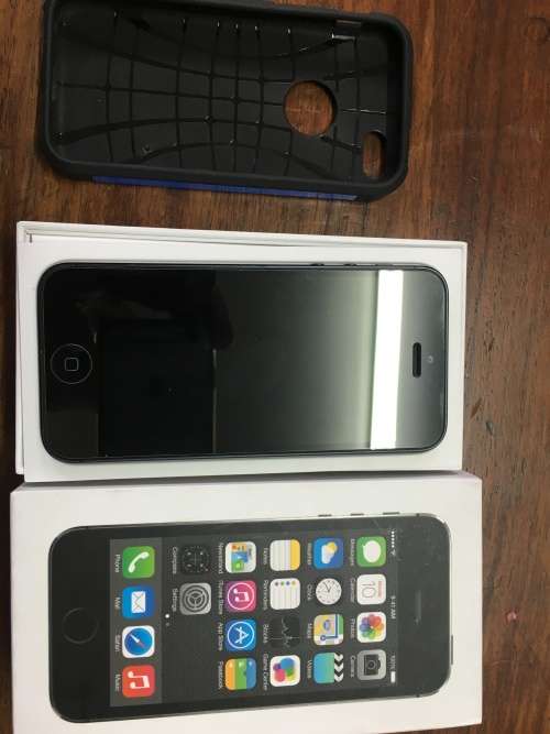 Iphone 5. Like New. 32gb