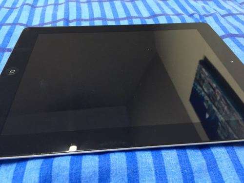 Ipad 3rd Generation 64 Gb and 4G