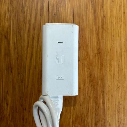 Ubiquiti Unifi AP AC Lite with POE Injector