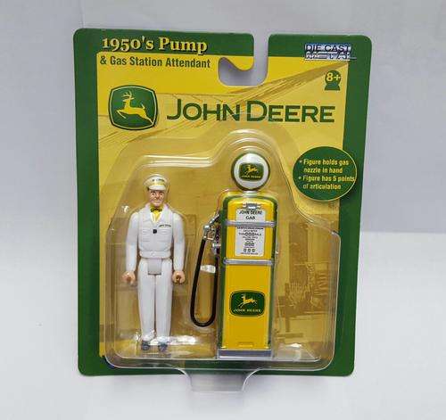 John Deere fuel pump and attendant 1:24