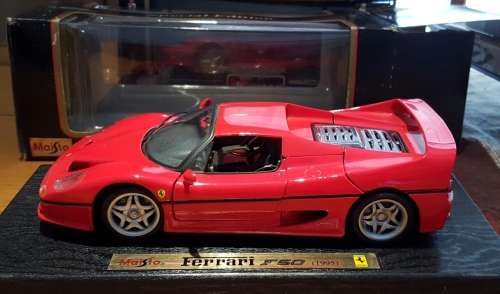 Maisto Ferrari F50 1:18