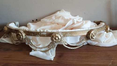 Bed crown Set (Voile curtains, steel bed crown, finials)
