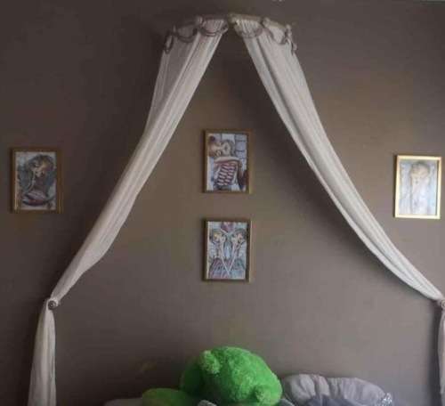 Bed crown Set (Voile curtains, steel bed crown, finials)