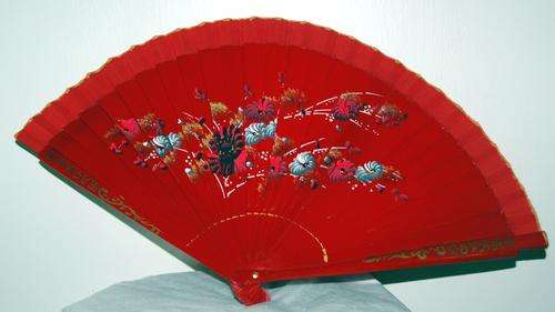 ABSOLUTELY STUNNING FAN in RED