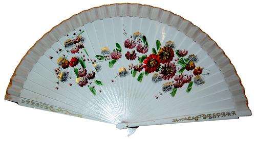 ABSOLUTELY STUNNING FAN in WHITE