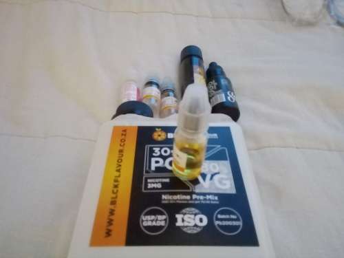 RDA Vape with lots of accesories