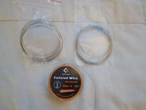 RDA Vape with lots of accesories