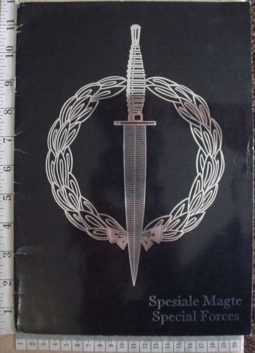 Special Forces recruitment booklet, SF HQ, 1 Recce, 2 Recce, 4 Recce, 5 Recce flashes, 12 pgs photos