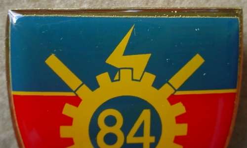 84 Technical Stores Depot arm flash, 1st issue, yellow type, Technical Service Corps, all pins