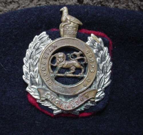 Rhodesian Army Corps of Engineers beret, badge and material backing, 47cm  (Rhodesia Bush War)