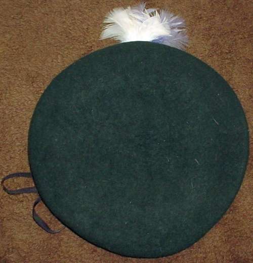 4 Rhodesia Regiment (Manicaland) beret, badge and feather hackle, 54cm (4 RR - Rhodesian Bush War)