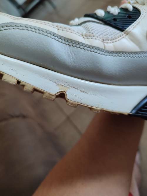 Men's second hand Nike air Max 90, size 9.