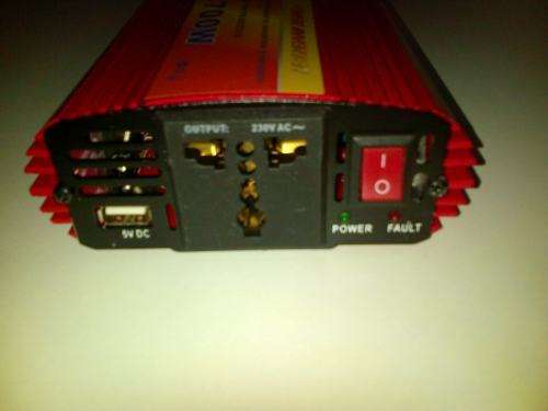 700 Watt Power Inverter