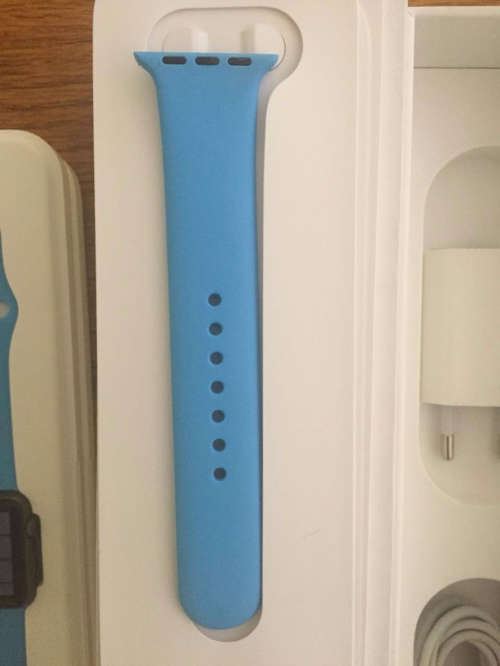 Apple Watch Space Grey 38MM - AS NEW! Free Watch Bands Worth R2000