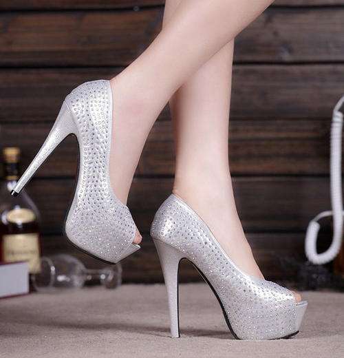 Ladies Diamond Sparkle Silver Pumps