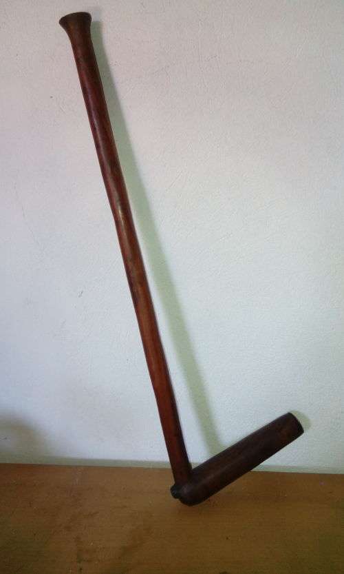 VINTAGE AFRICA TRIBAL PIPE