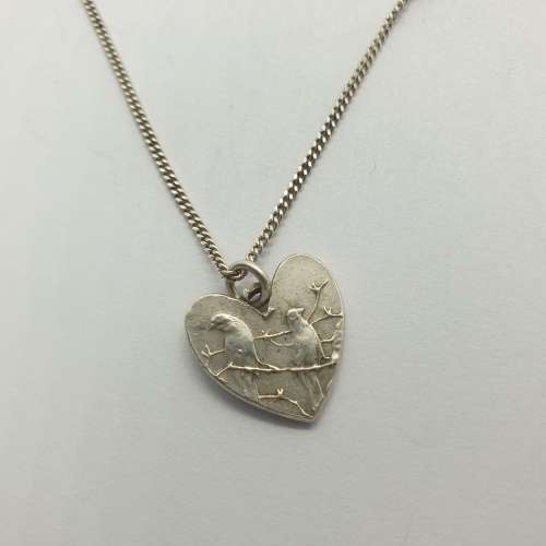 Sterling Silver chain with a stunning heart 1 Cent heart Pendant | 3.6g total weight.