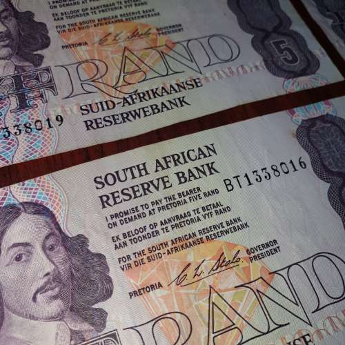 Uncirculated Old R5 SA Reserve Bank Notes - CL Stals and GPC de Kock - Bid per Note to Take All