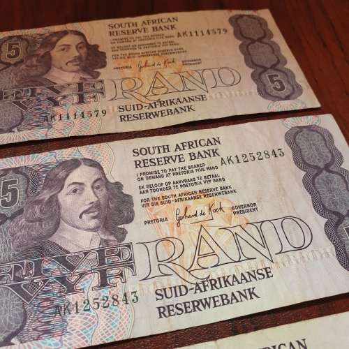 Uncirculated Old R5 SA Reserve Bank Notes - CL Stals and GPC de Kock - Bid per Note to Take All