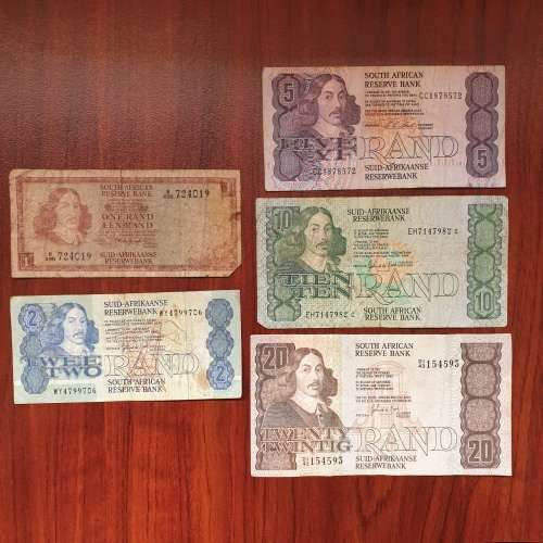 A Set of Old South African Reserve Bank Notes - R20, R10, R5, R2 and R1 - Bid to take All