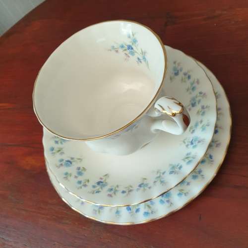 Royal Albert Memory Lane Trio