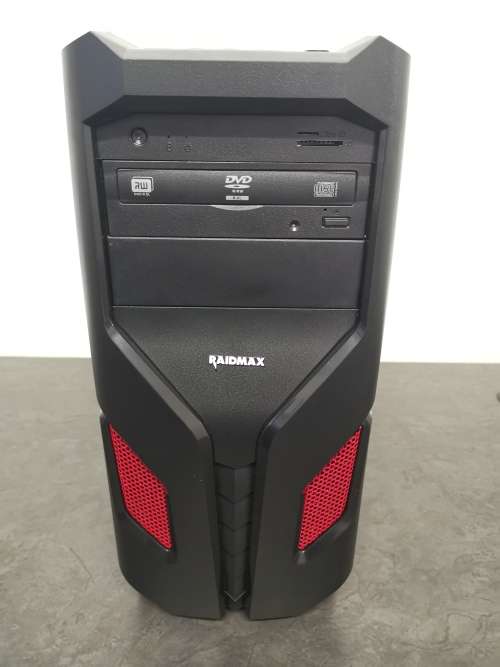 i7 7700 3.60GHZ- 16GB Ram- 1TB HDD