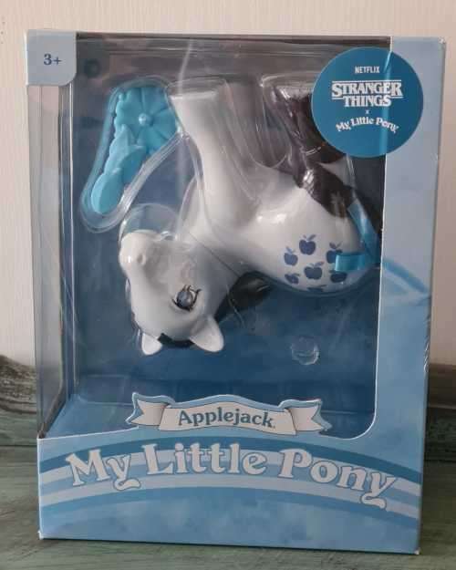 *** My Little Pony Stranger Things Apple Jack - Mint in Box - Gorgeous***