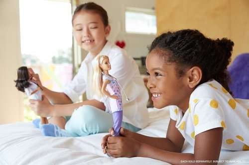 Barbie Career Core Doll - Nurse