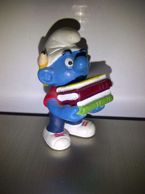 Studious Smurf #20464. Schleich Peyo. MINT.