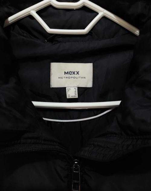 Beautiful longer length black ladies PUFFER JACKET - Size 34