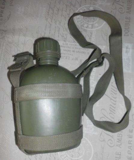 SADF / SA ARMY / SA WEERMAG -  WATER BOTTEL / WATER BOTTLE WITH  SHOULDER STRAP