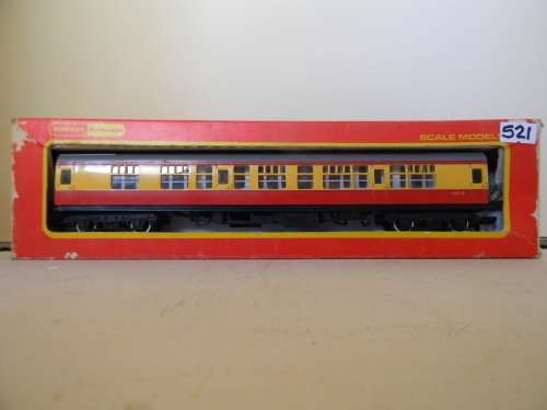 Hornby Coach