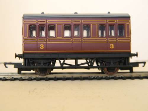 Hornby Coach