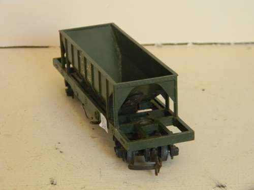 TRI-ANG COAL HOPPER