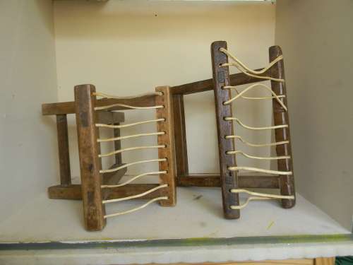 VINTAGE RIEMPIE CHAIRS