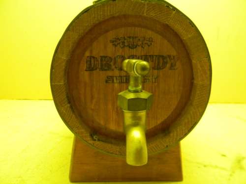 BARREL WITH TAP (WINE)