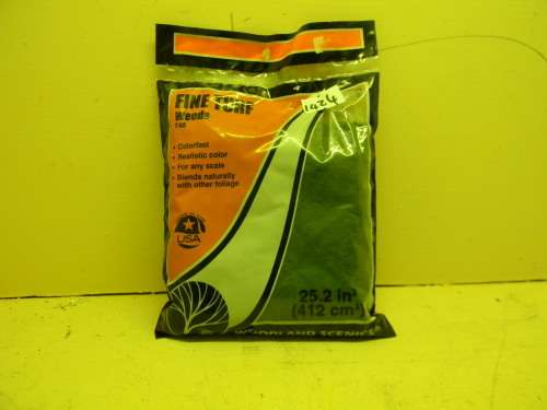 HO FINE TURF WEEDS GREEN