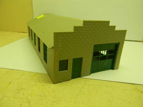 HO WAREHOUSE BUILDING