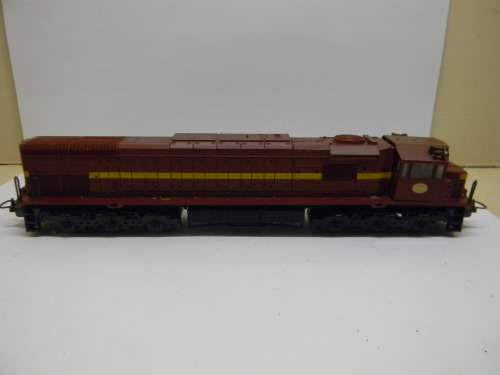 LIMA 34 CLASS SAR LOCOMOTIVE (BOXED)