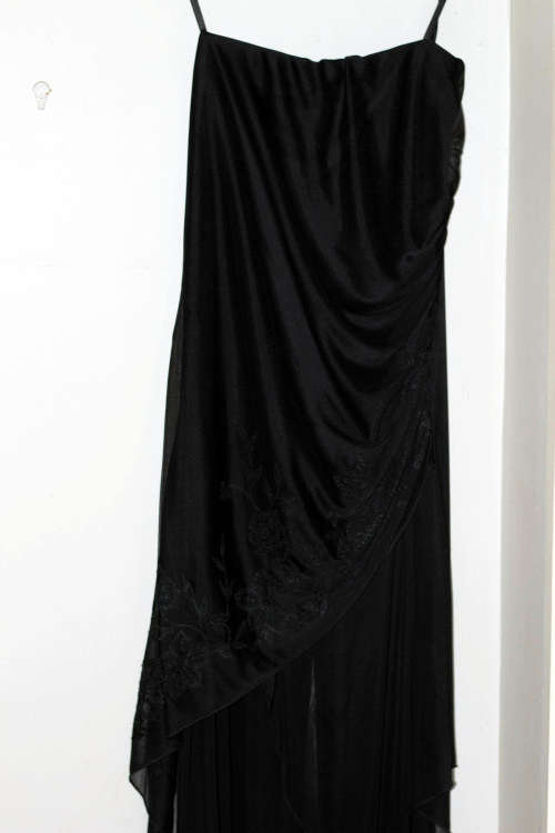 FORMAL Ladies Evening Wear - Looks new