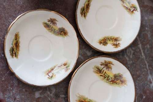 Rare Cream and Gilt -- 20pc ALFRED MEAKIN Coffee set. The Rest pattern circa 1945-1950