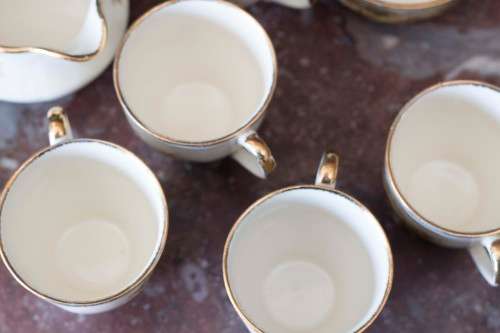 Rare Cream and Gilt -- 20pc ALFRED MEAKIN Coffee set. The Rest pattern circa 1945-1950